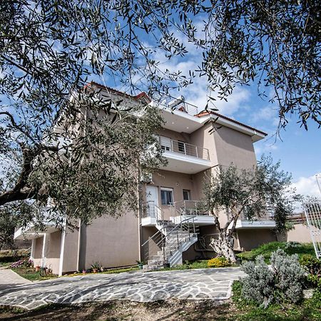 Nikitas Apartments & Suites Канали Екстериор снимка