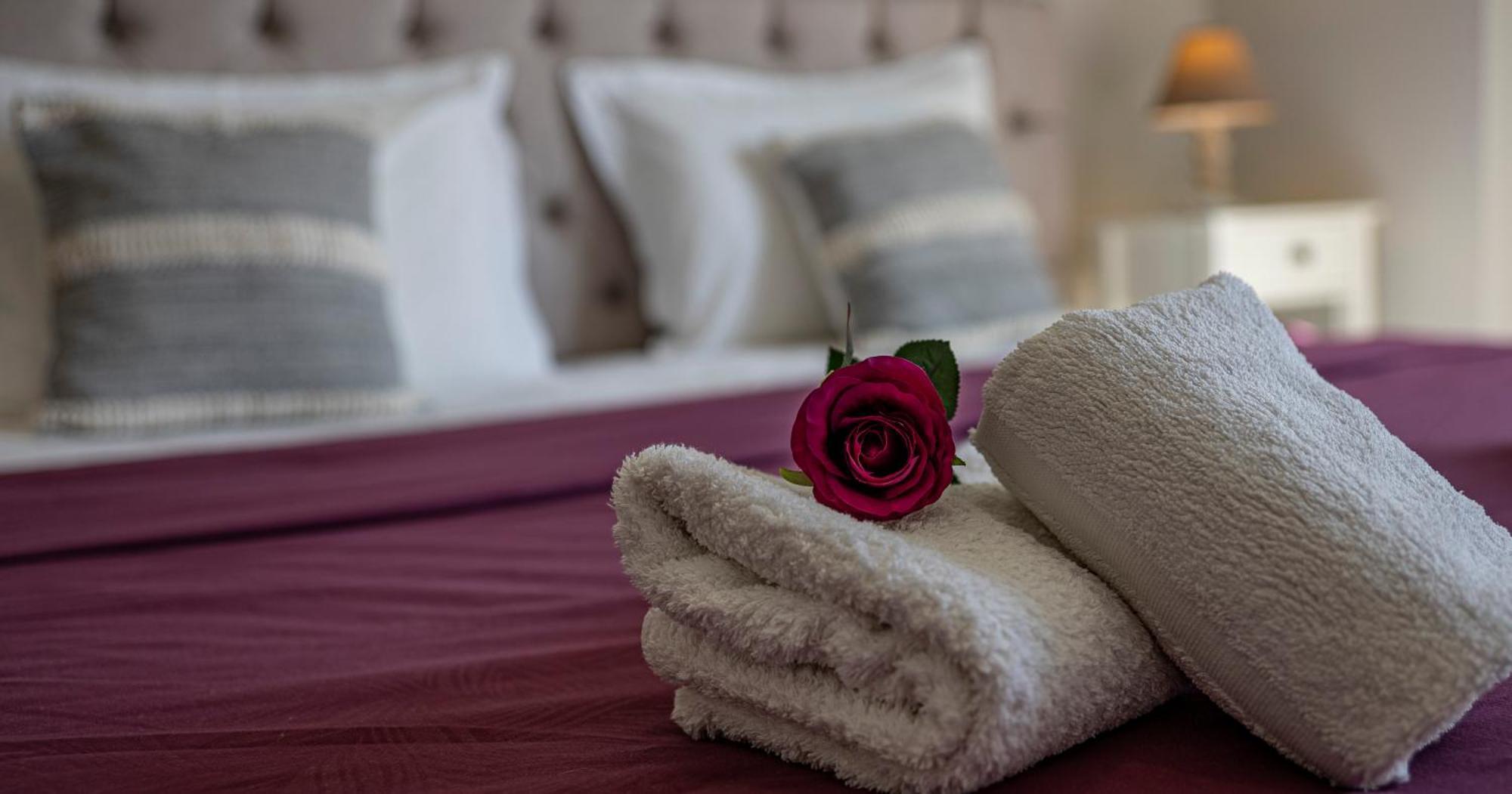 Nikitas Apartments & Suites Канали Екстериор снимка
