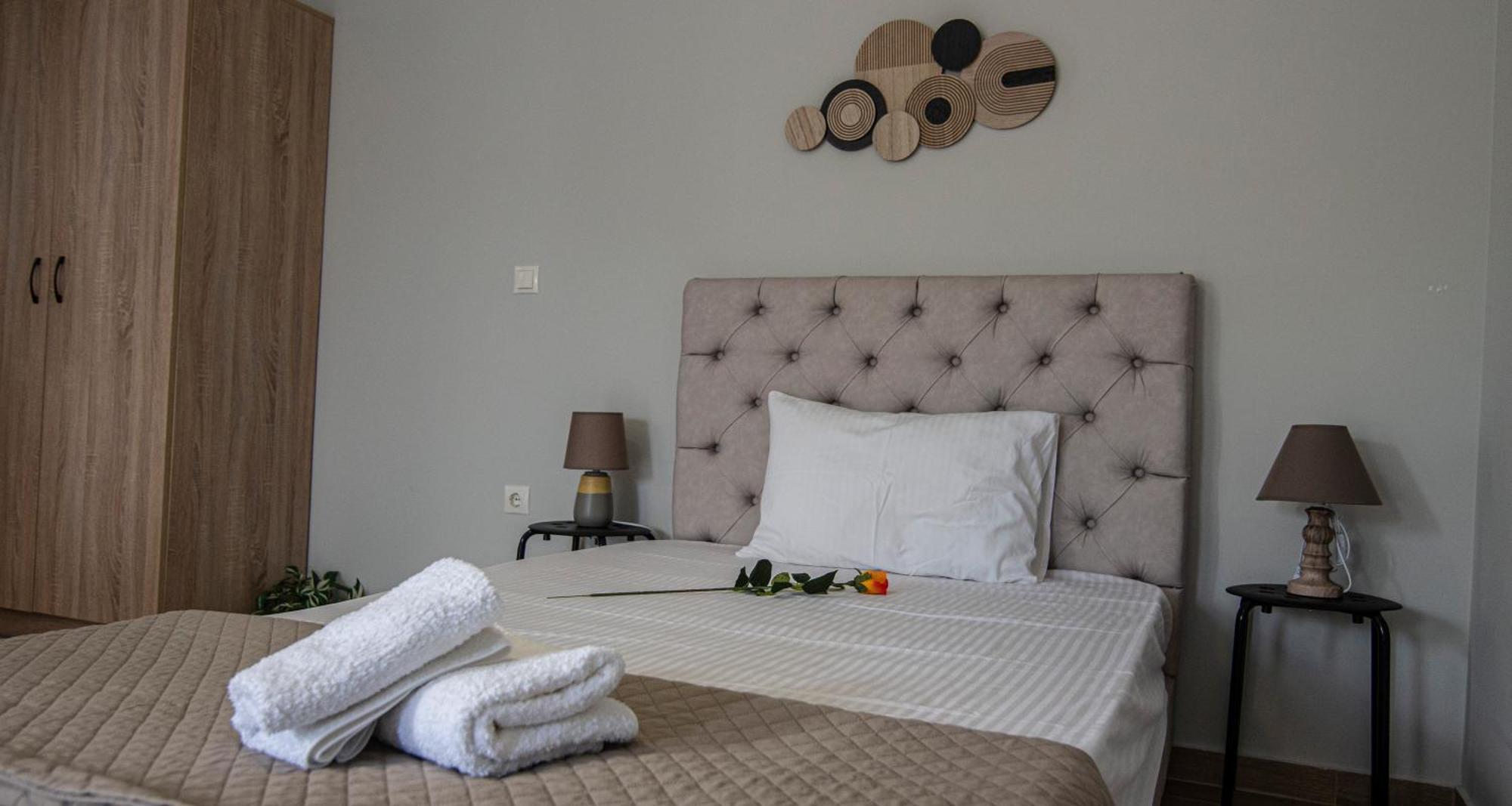 Nikitas Apartments & Suites Канали Екстериор снимка