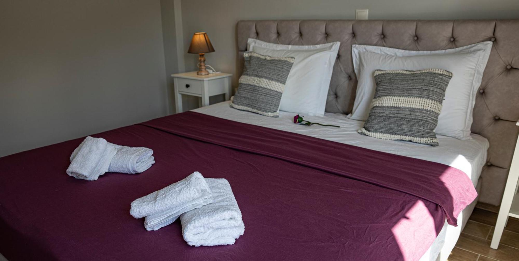 Nikitas Apartments & Suites Канали Екстериор снимка