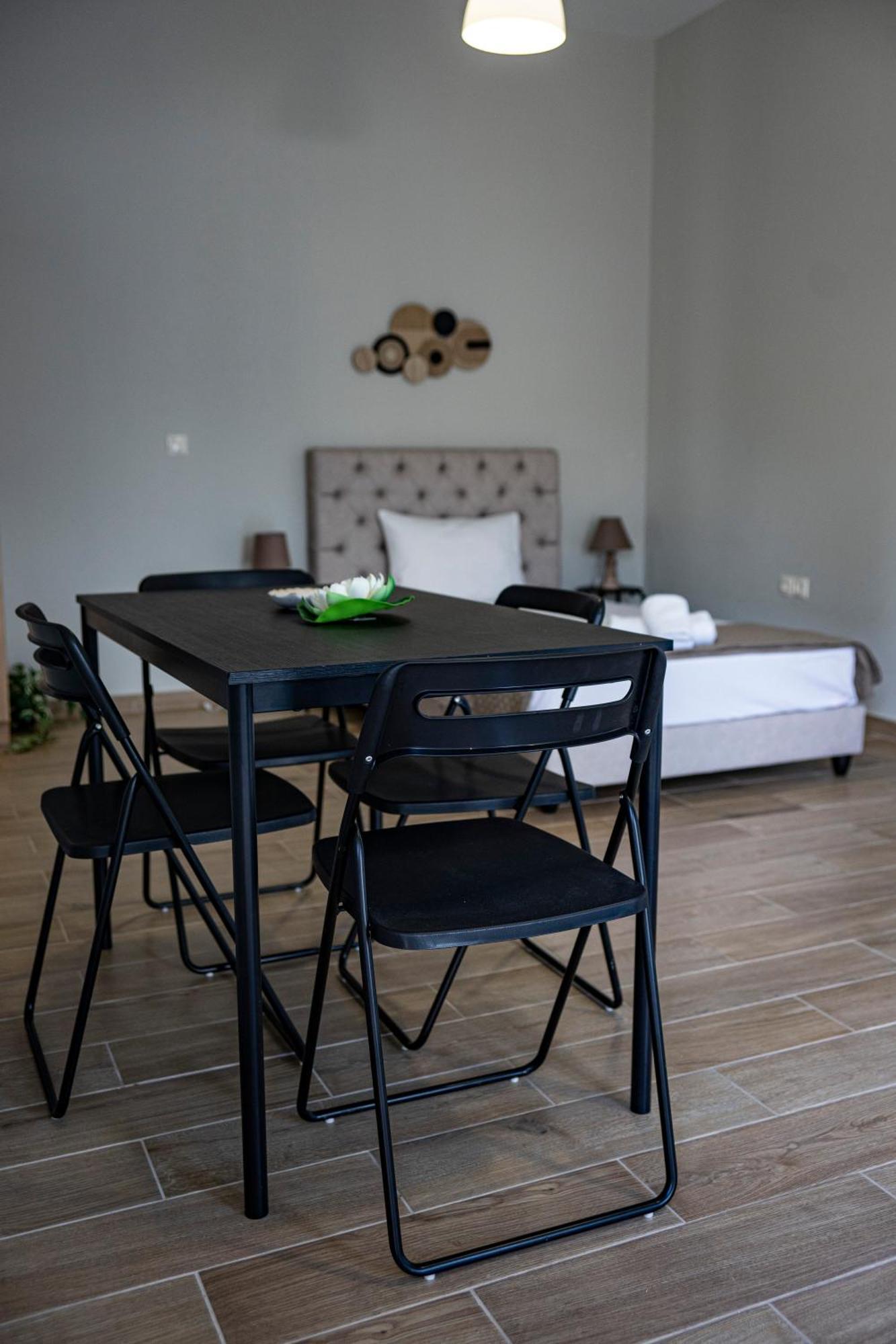 Nikitas Apartments & Suites Канали Екстериор снимка
